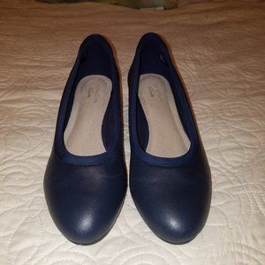 Women's Clarks Mallory Berry Wedge in Navy Blue 7W